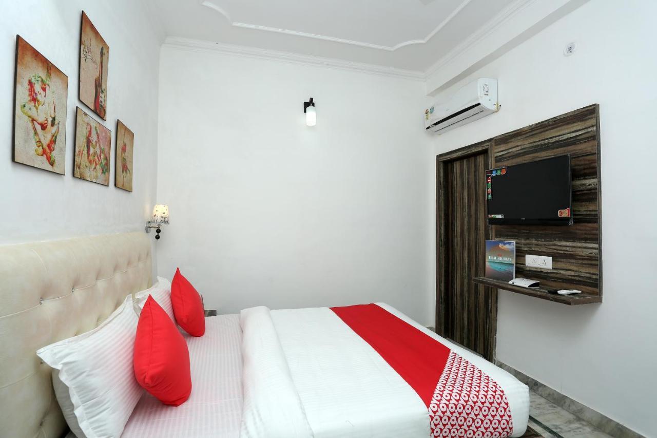 Oyo 16544 Bella Vista By Jordan Hotel Agra  Ngoại thất bức ảnh