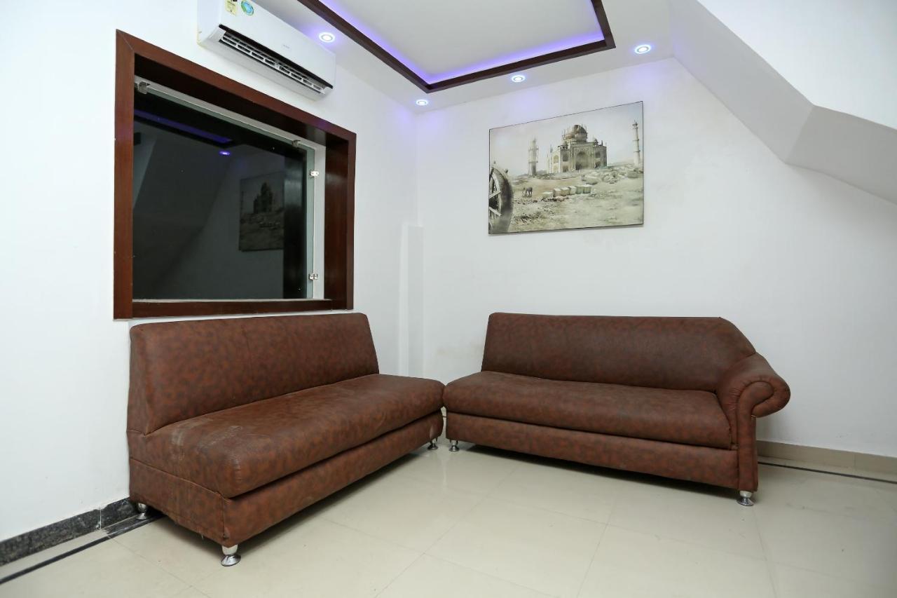 Oyo 16544 Bella Vista By Jordan Hotel Agra  Ngoại thất bức ảnh