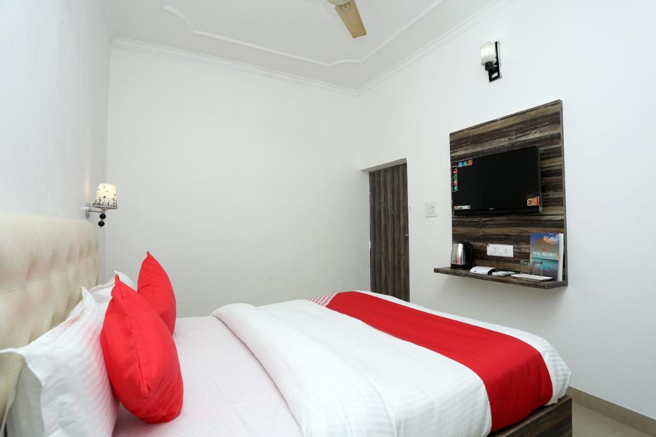 Oyo 16544 Bella Vista By Jordan Hotel Agra  Ngoại thất bức ảnh