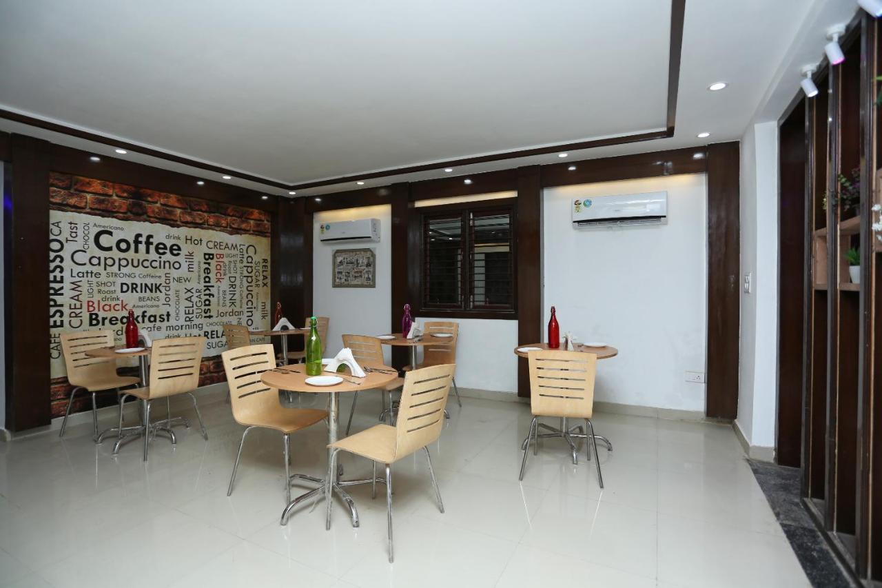 Oyo 16544 Bella Vista By Jordan Hotel Agra  Ngoại thất bức ảnh